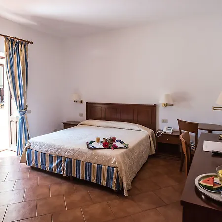 Meligunis Hotel