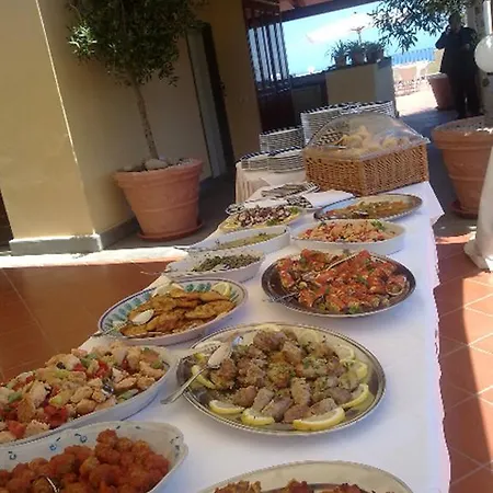 Meligunis Hotel