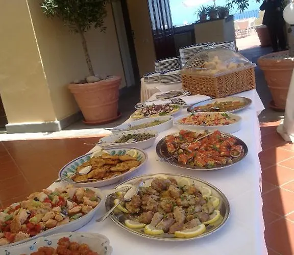 Meligunis Otel